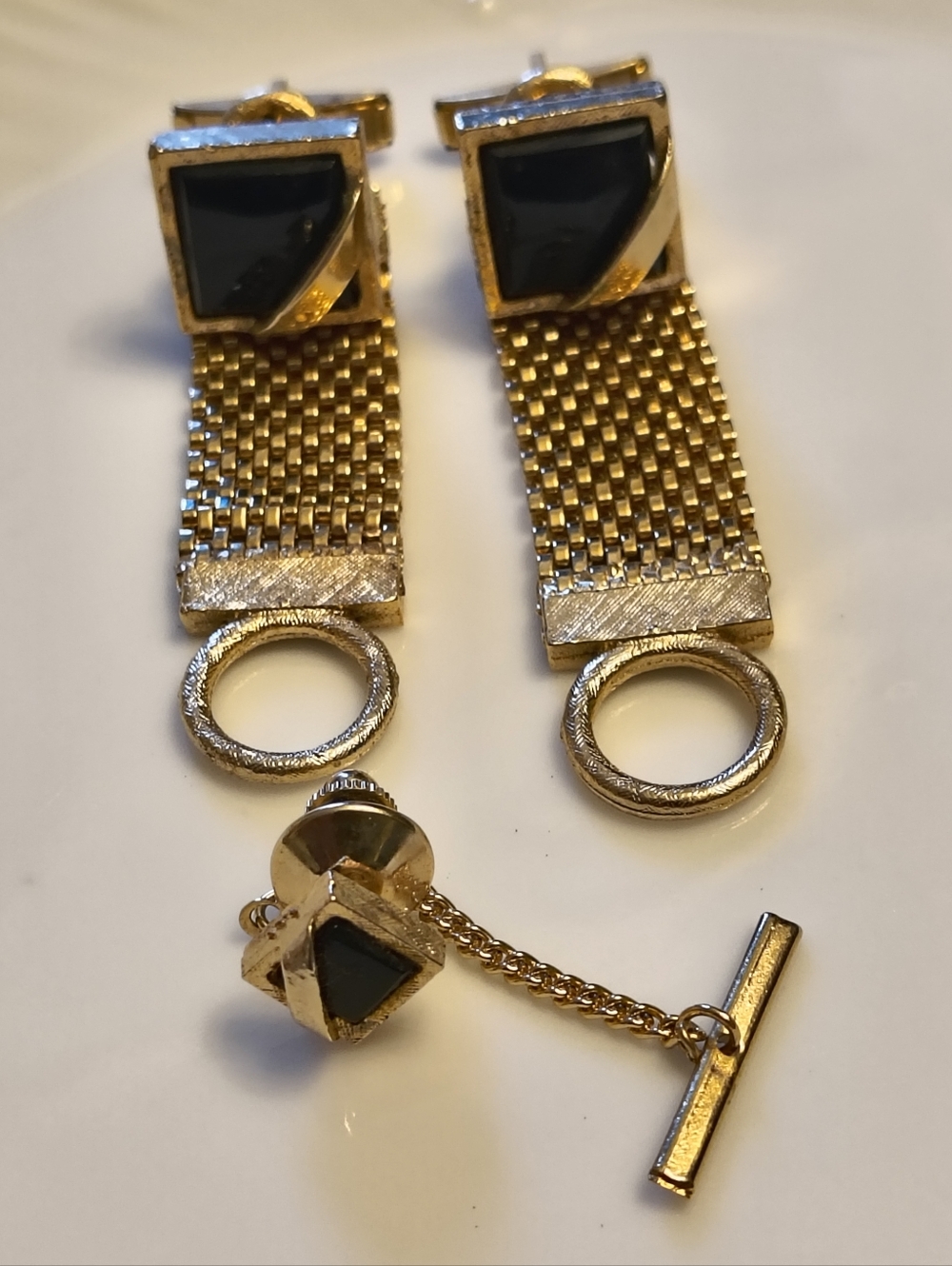 Vintage Gold Tone Black Stone Cufflink Set with Chain